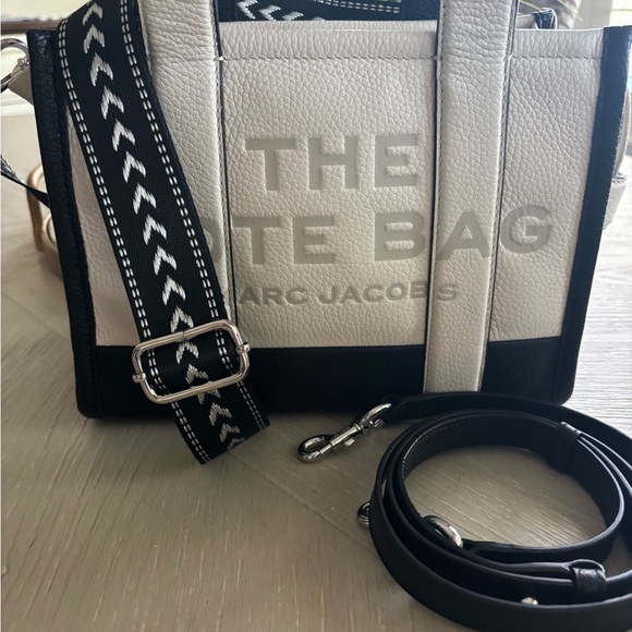 Marc Jacobs Ivory Multi Colorblock Tote Bag - Picture 1 of 15